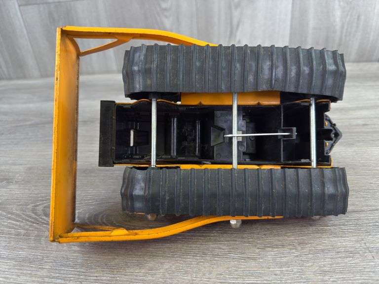 Tonka T-6 Dozer, 9” Long