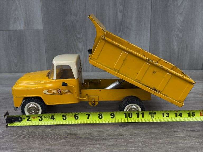 Tru-Scale Dump Truck, 14 3/4” Long