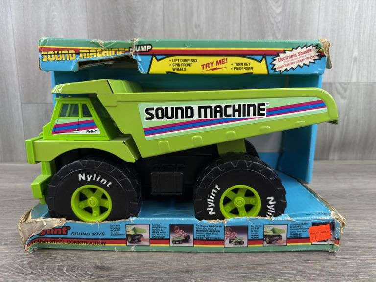 Nylint Sound Machine Dump Truck, 15” Long, Box Is Torn