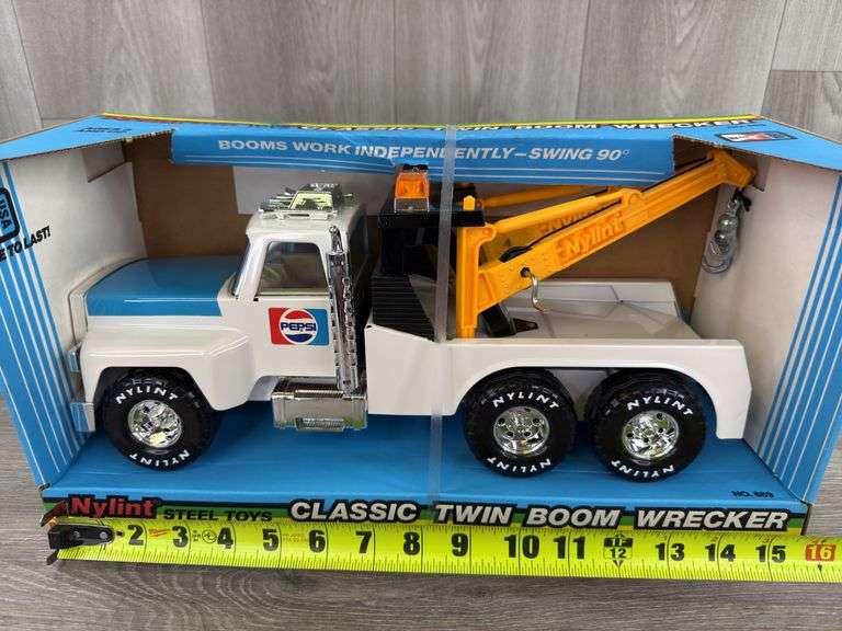 Pepsi Twin Boom Wrecker, 16” Long, Nylint, No. 869