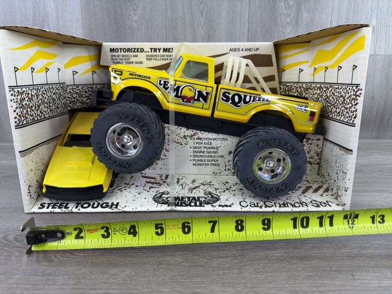 Lemon Squeeze Monster Truck Car Crunch Set, 12” Long