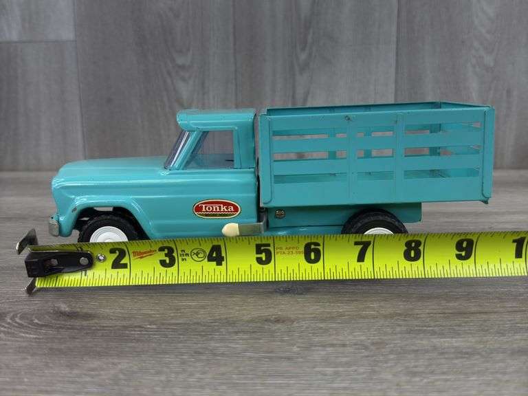 Tonka Jeep Dump Stake Truck, 9 1/2” Long