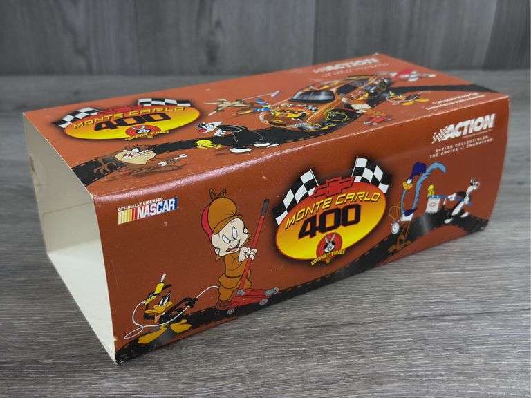 Event Car Looney Tunes 2001 Monte Carlo Stock Car, 1/24, Limited Edition, 1 Of 9,504, Action, Monte Carlo 400