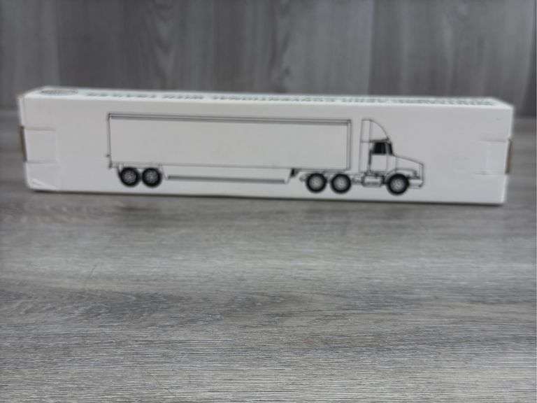 WhiteGMC 1,000,000th Corvette Tractor Trailer, 1/64