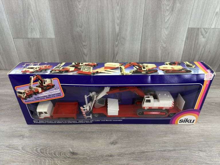 MAN Lorry W/Trailer & Menck M500H Excavator, 1/55, Siku