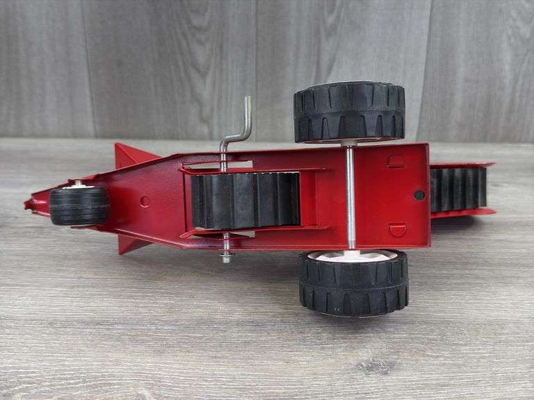 Tonka Elevator, 12” Long