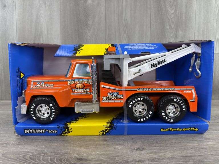 Big Pumpkin Towing Wrecker, 16” Long, Nylint Toys