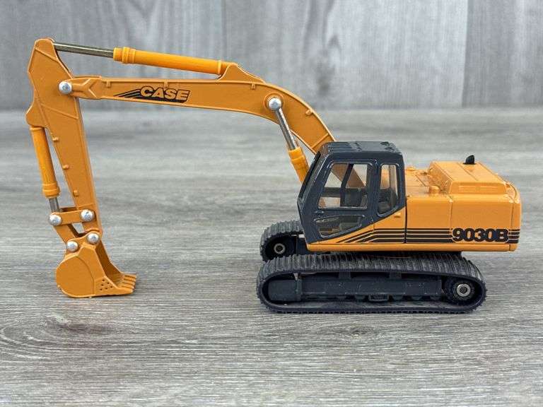 Case 9030B Excavator, 1/50, Ertl