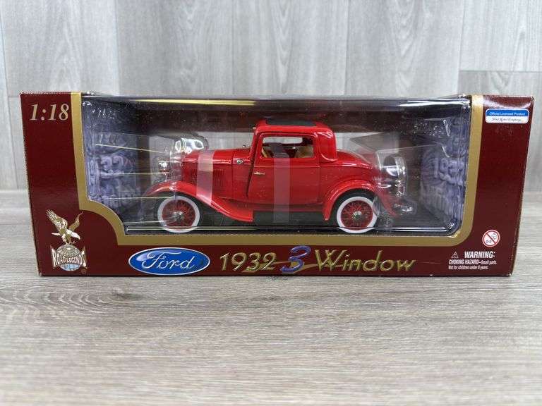 1932 Ford 3 Window, 1/18, Road Legends
