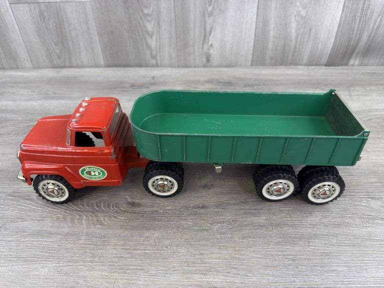 Hubley Mighty-Metal Truck & Dump Trailer, 17” Long