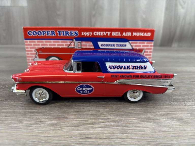 1957 Cooper Tires Chevy Nomad Bank, 1/25, SpecCast