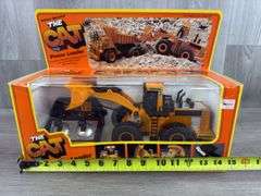 The Cat RC Power Loader, 10 1/2” Long, New Bright