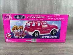 Ford Explorer RC SUV, 17” Long, Forever Girl Friends