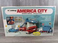 Hubley America City Mighty-Metal Truck Fleet, Original Box