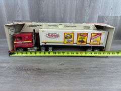 True Value 18-Wheeler, 21” Long, Nylint