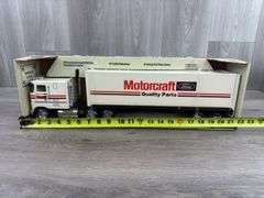 Ford 9000 Motorcraft Highway 18-Wheeler, 21” Long