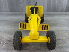 Tonka Road Grader, 11” Long