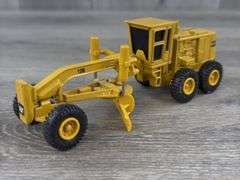 John Deere 310D Backhoe/Loader & Cat 12G Motor Grader, 1/64, Ertl