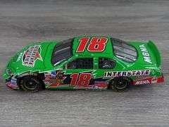 Bobby Labonte #18 Interstate Batteries 2004 Monte Carlo Club Car, 1/24, Limited Edition, #72/504, Action