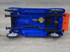 1914 Studebaker Cooper Tires Road Service Truck Bank, 1/25