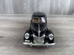 1940 Ford Sedan Cooper Armored Cord Tires Delivery Bank, 1/25