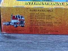 International Paystar 5000 Gravel Trailer, 1/64, Ertl, Trucks & Miniatures Of The World