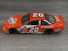 Tony Stewart #20 Home Depot 2000 Pontiac Grand Prix Stock Car, 1/24, Limited Edition, Action