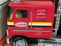 True Value 18-Wheeler, 21” Long, Nylint