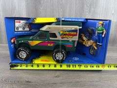 Nylint Toys 4x4 Wilderness Camper, 11 1/2” Long