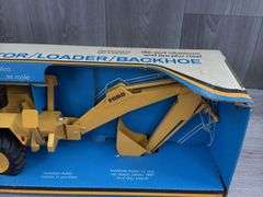 Giant Ford 755A Tractor/Loader/Backhoe, 1/12, Ertl, No. 820
