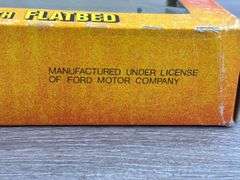 Ford CL-9000 W/Flatbed, 1/64, Ertl, Trucks & Miniatures Of The World