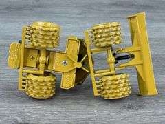 Caterpillar 825B Compactor W/Blade, 1/50, Joal