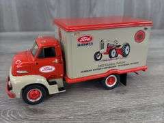 1953 Ford C-600 Golden Jubilee Straight Truck, 1/34