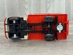 1953 Ford C-600 Golden Jubilee Straight Truck, 1/34