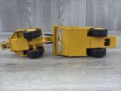 Caterpillar 627 Wheel Tractor Scraper, 1/50, NZG Modelle