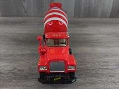 Manitou Cons. Co. Mack R-600 Mixer, 1/32, 1998 NTTNCS