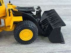 Michigan L320 Wheel Loader, 1/50, Joal