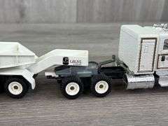 Grove Worldwide Tractor Trailer W/Cat D25D Dump Truck, 1/64