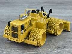Caterpillar 825B Compactor W/Blade, 1/50, Joal
