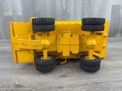 International 350 Pay Hauler, 1/24, Bar Grille, White Cab, Ertl