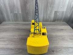 Clark Equipment Michigan T-24 Shovel Crane, 17 1/2” Long