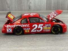 Ricky Craven #25 Budweiser 1997 Monte Carlo Stock Car, 1/24, Limited Edition, 1 Of 3,500, Action