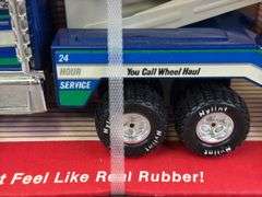 Nylint 24 HR Service Wrecker, 8 1/2” Long