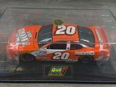 Tony Stewart #20 Home Depot 1999 Pontiac Grand Prix Stock Car, 1/24, Certificate Of Authenticity, 1 Of 3,120, Revell Collection