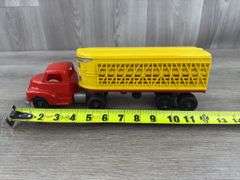 Hubley Cattle Truck, 12 1/2” Long, Original Box-Missing End Flaps