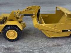 Caterpillar 627 Wheel Tractor Scraper, 1/50, NZG Modelle