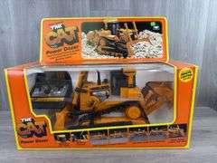 The Cat RC Power Dozer, 19” Long, New Bright