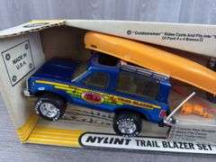 Ford Bronco II Trail Blazer Set, 4x4-7 1/2” Long, Nylint