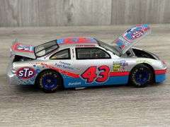 Bobby Hamilton #43 STP 25th Anniversary Pontiac Grand Prix Stock Car, 1/24, 1996 Limited Edition, 1 Of 3,500, Action