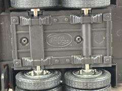Safety-Kleen Fluid Recycling Services Tanker Truck, 1/32